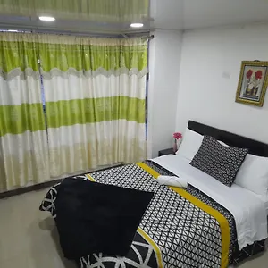  Apartamento A 15 Minutos Aeropuerto Sector Muy Tranquilo